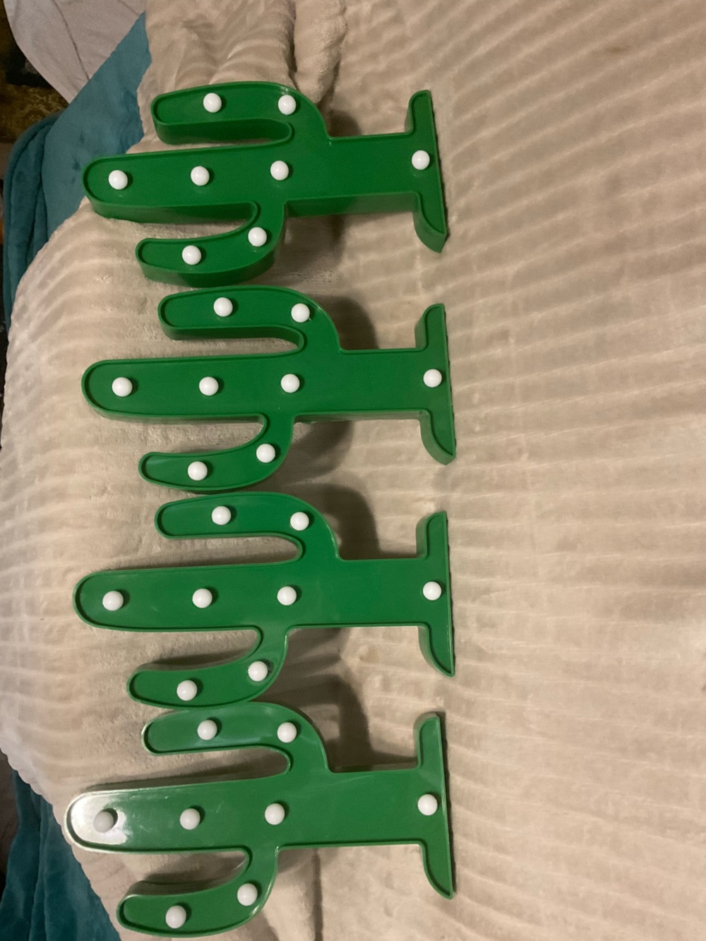 NEW 4-Pc Set Cactus LED Marquee Lights–Battery Operated-Smoke & Pet Free Home